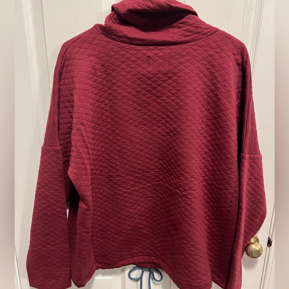 🔵 26) United by Blue Quilted Funnel Neck Pullover NWT size MEDIUM - Picture 9 of 11